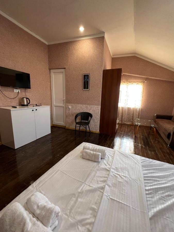 Twins Guest House Batumi Exteriér fotografie