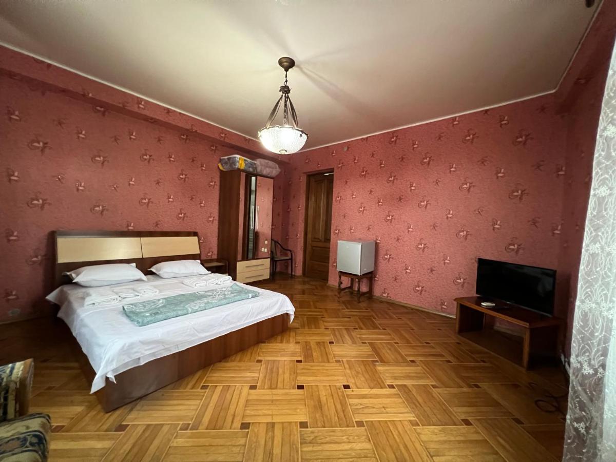 Twins Guest House Batumi Exteriér fotografie